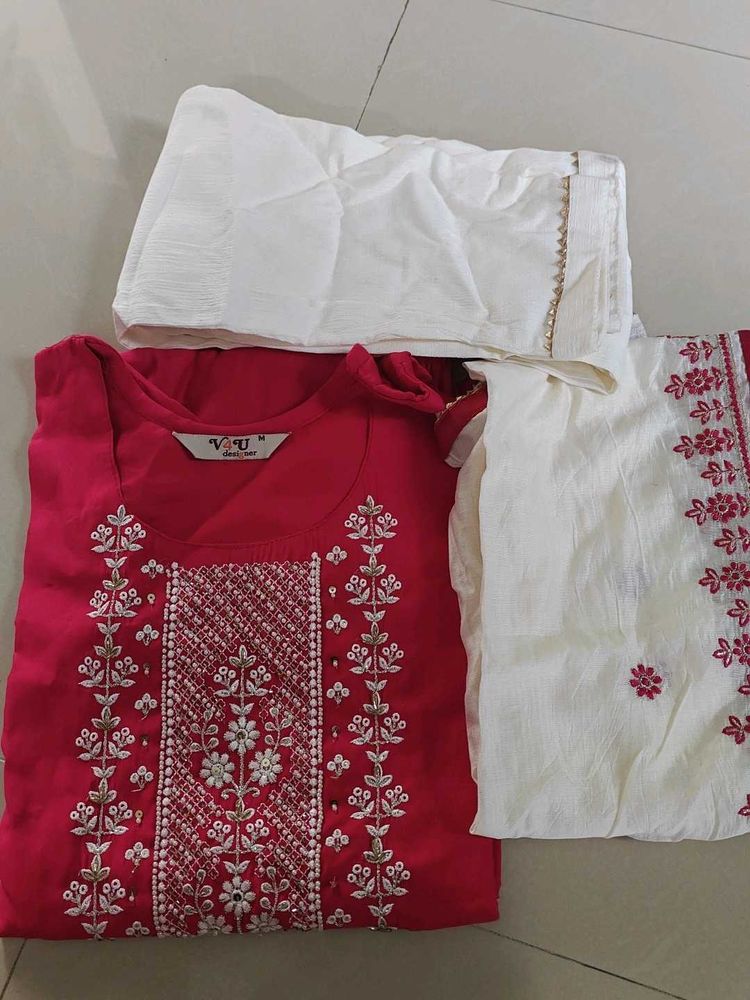 Embroidered Kurta Set