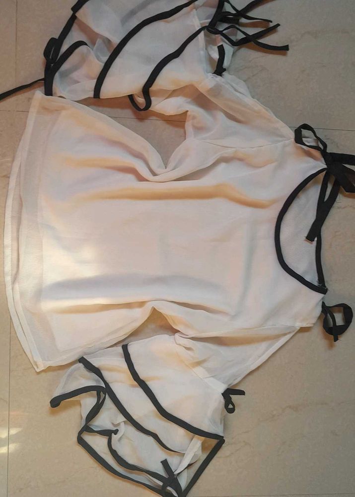 Combo Of Two Korean Style Top + Freebie