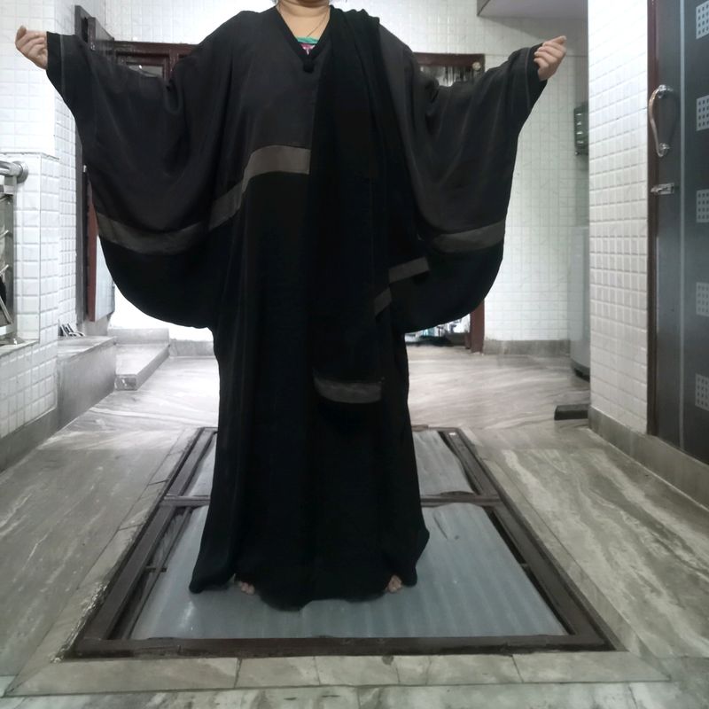 Begi Style Abaya With Hijab