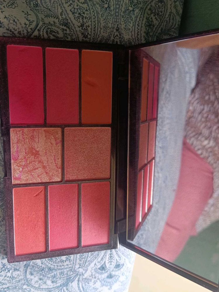 Pro Blush And Highlight
