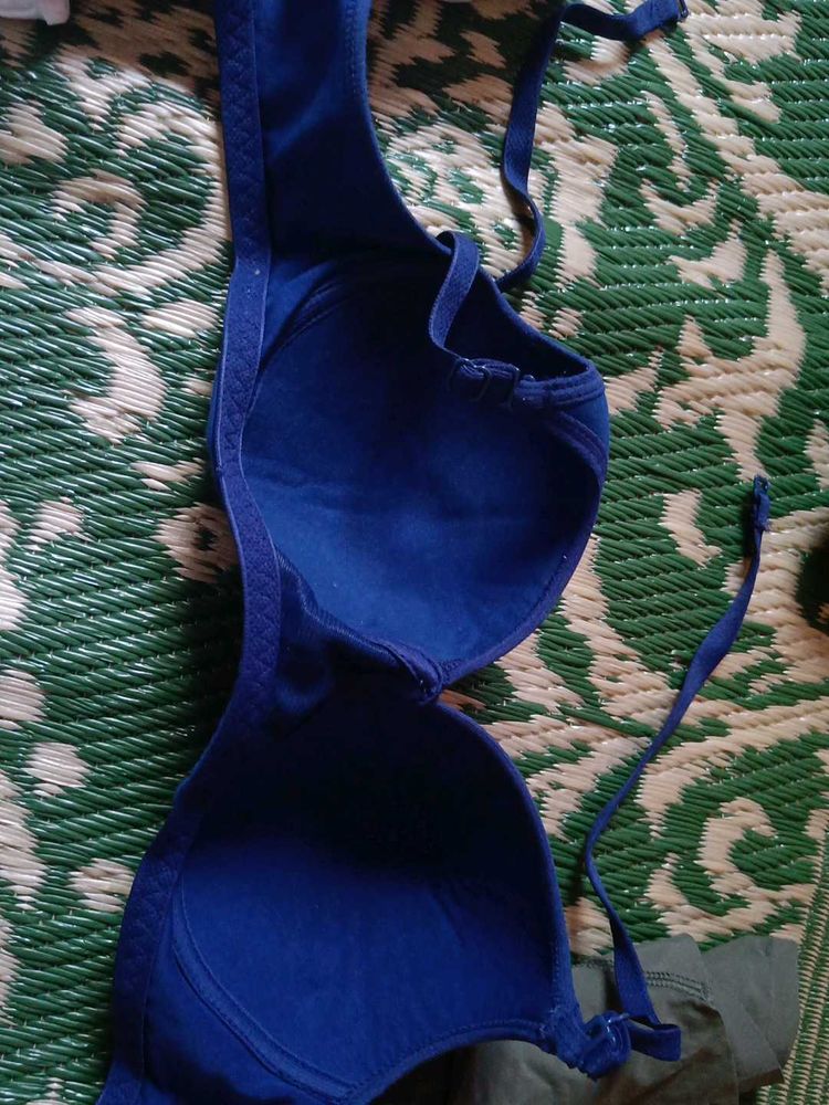 Padded Bra Unused 🤩