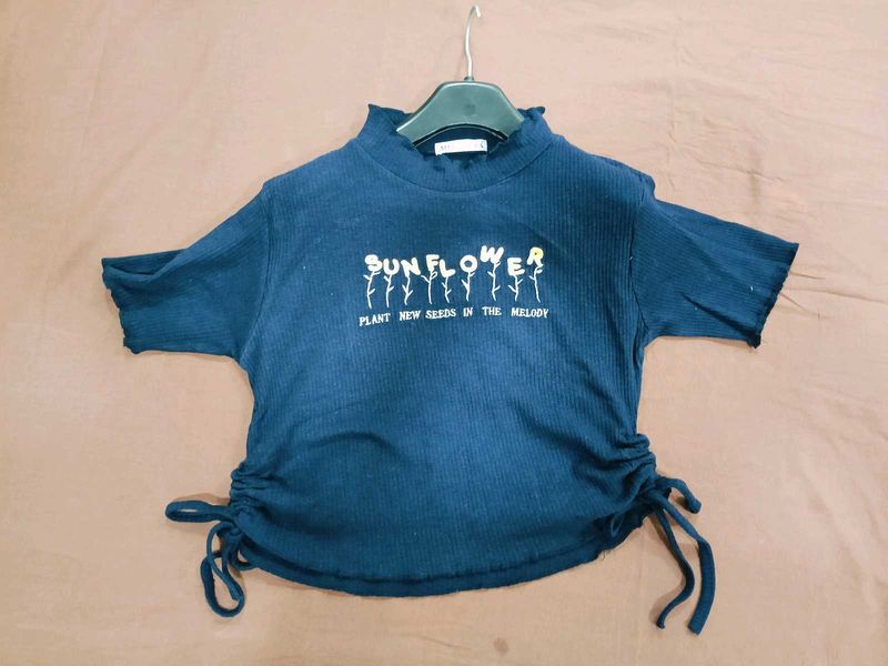 Casual Navy Blue Crop Top