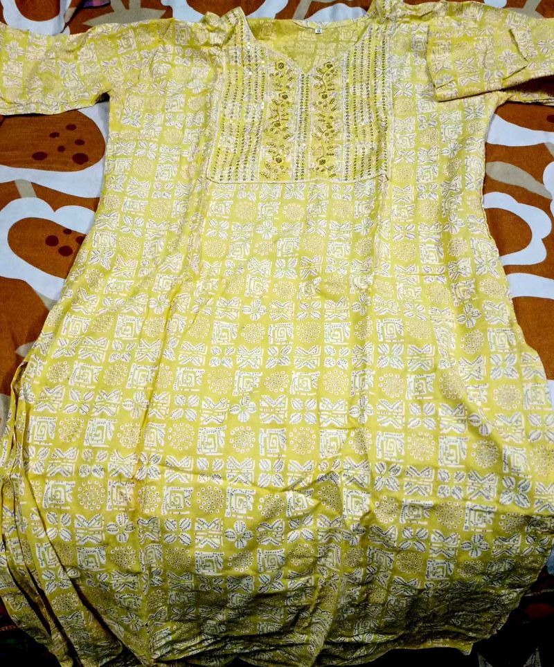 Beautiful Kurta With Button