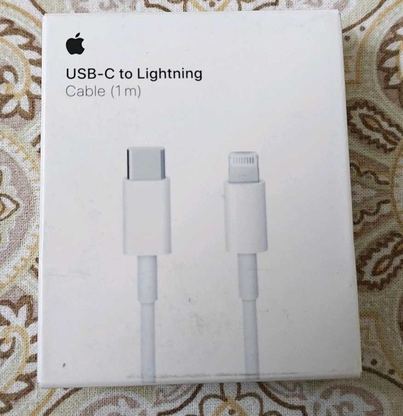 Apple USB-C to Lightning Cable