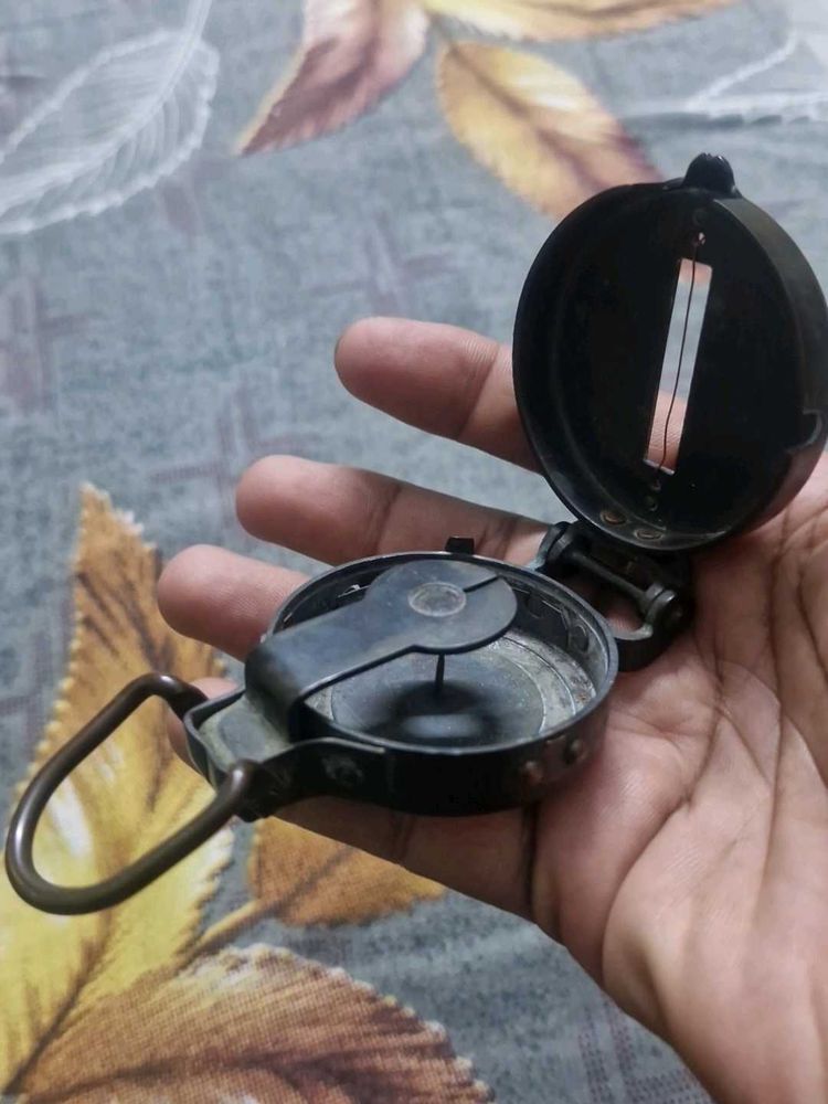 Very Rare Vintage Military Compass