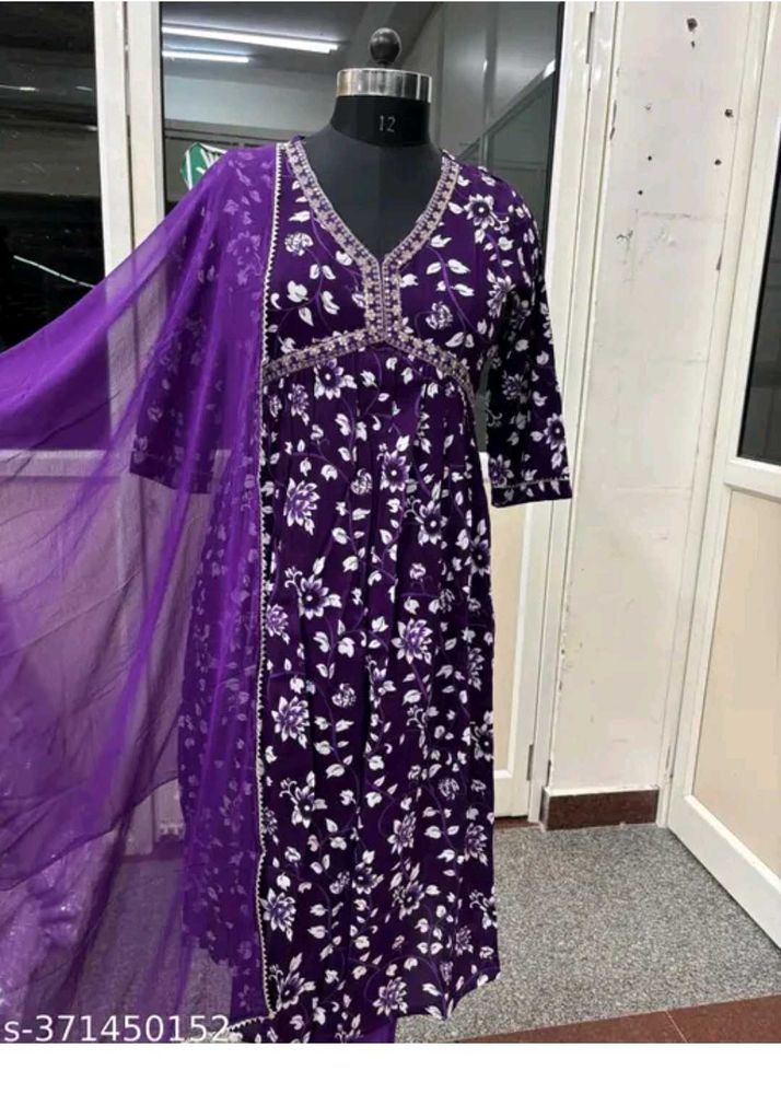 Elegant Purple Floral Kurta Set