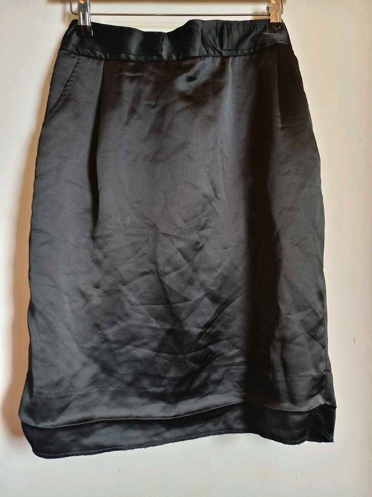 Van Heusen Size 32 Formal Black Satin Skirt