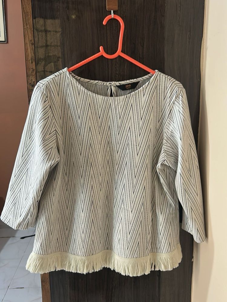 Zara Geometric Print Fringe Sweatshirt
