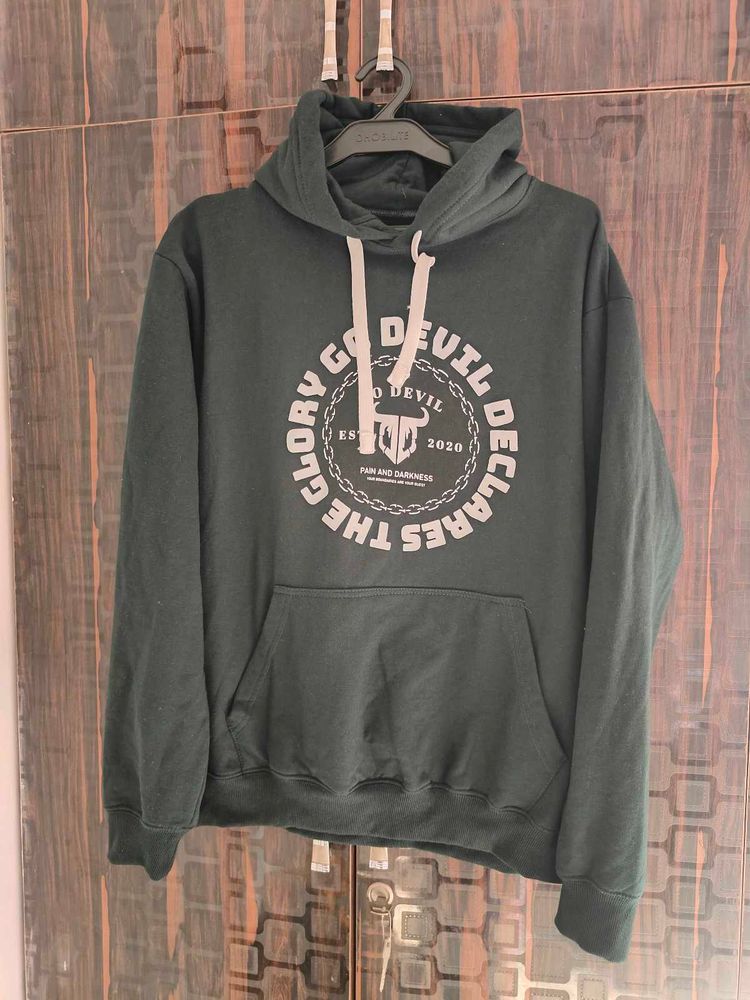 Graphic Print Pullover Hoodie