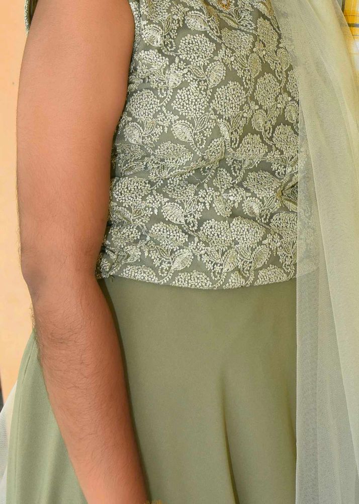 New Style Crop Top And Skirt Function Wear