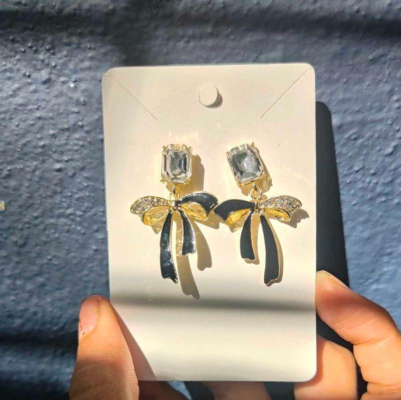 Bow Earrings