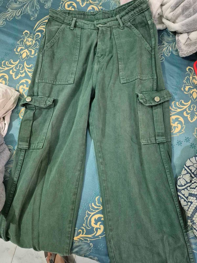 Green Cargo Pants