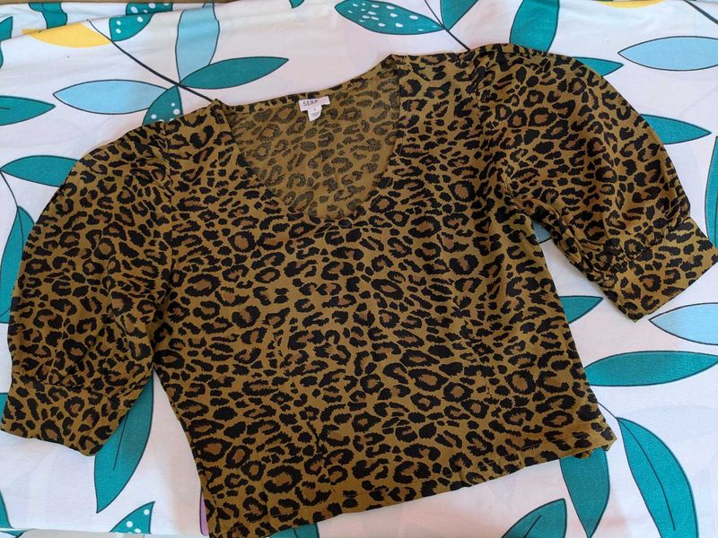 Sera Crop Top