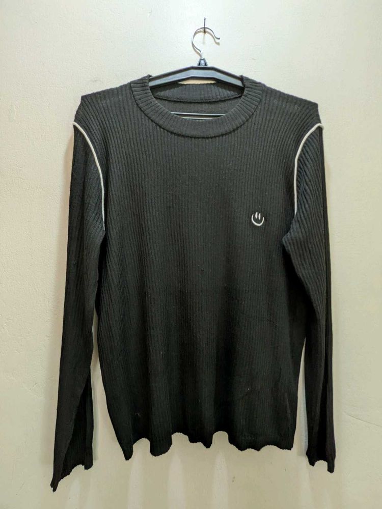 Black Knit Smiley Sweater 🖤