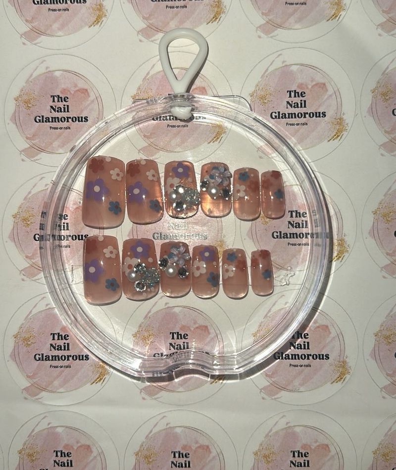 Floral Press-On Nails