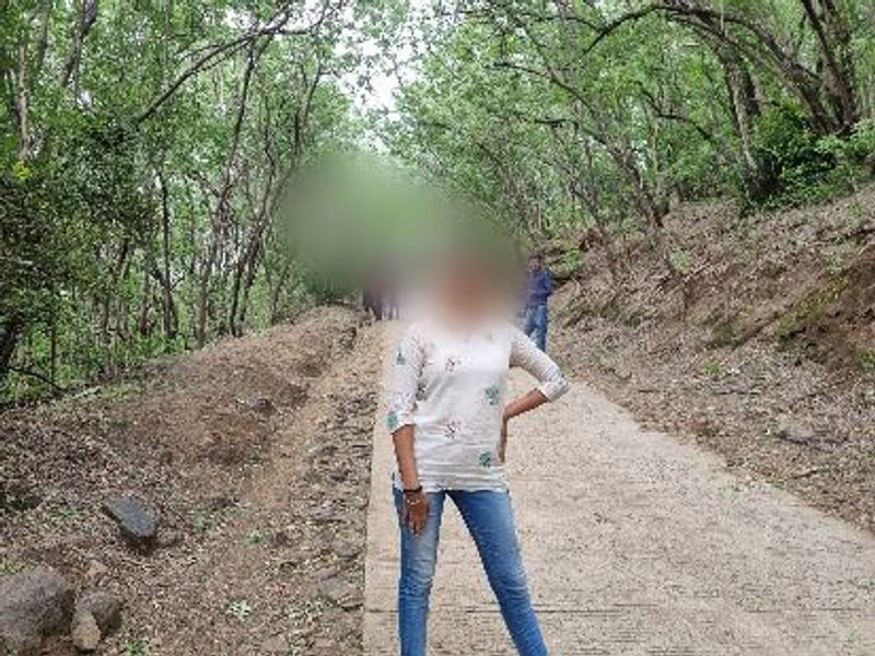 Floral Top &amp; Jeans