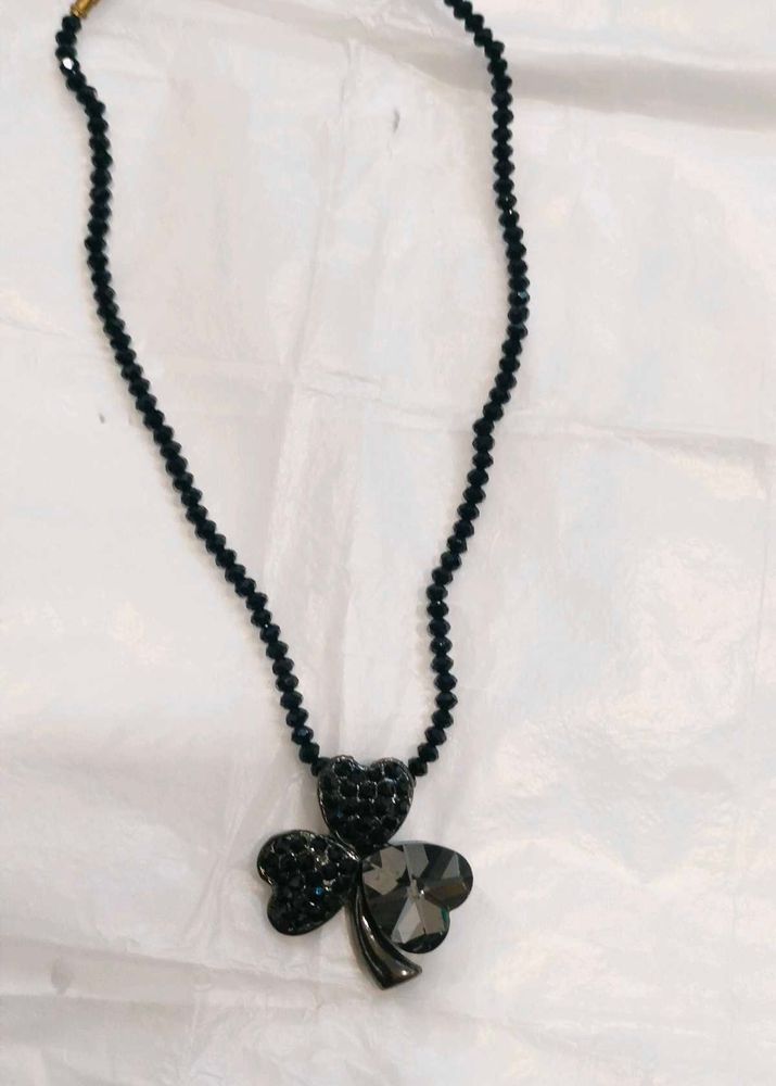 Lucky Clover Crystal Necklace