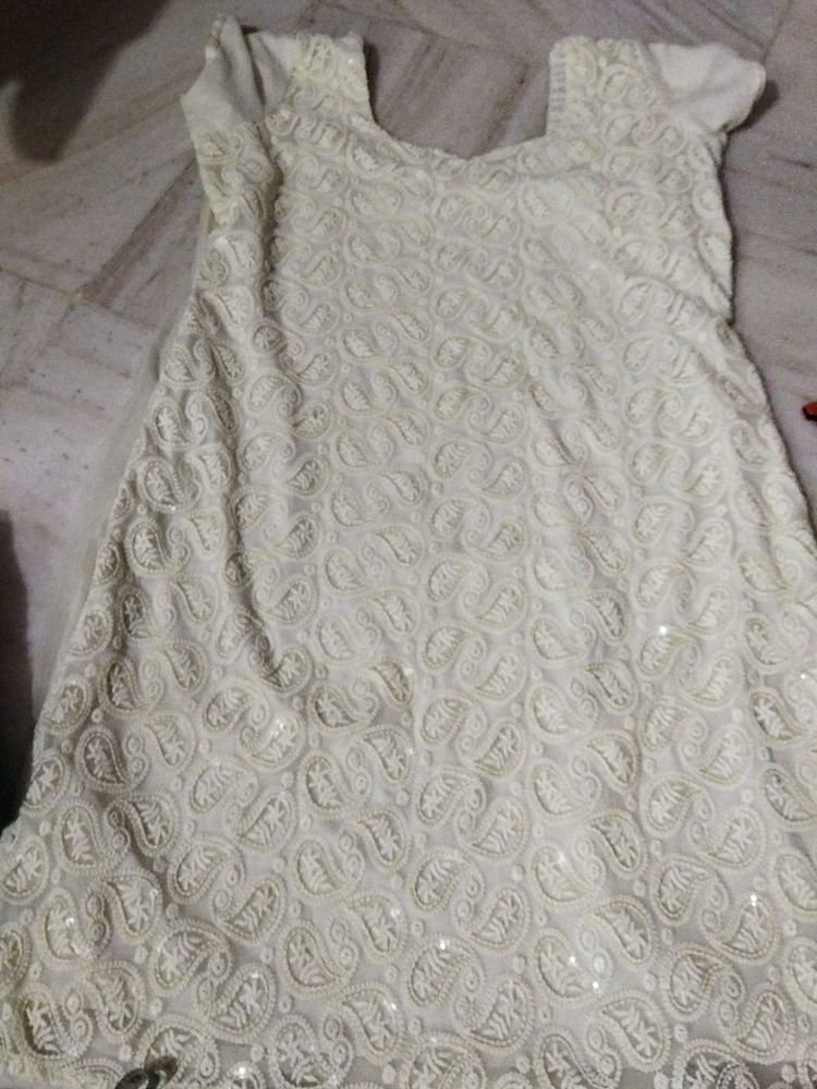 Chikkankari Kurthi New Stylish