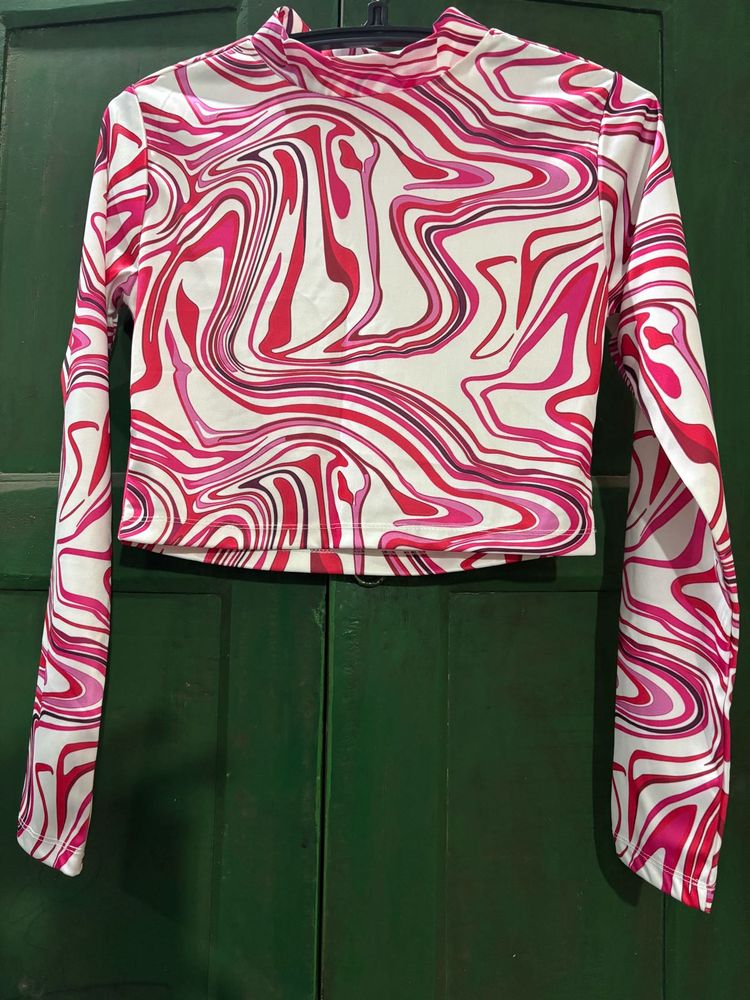Abstract Print Crop Top