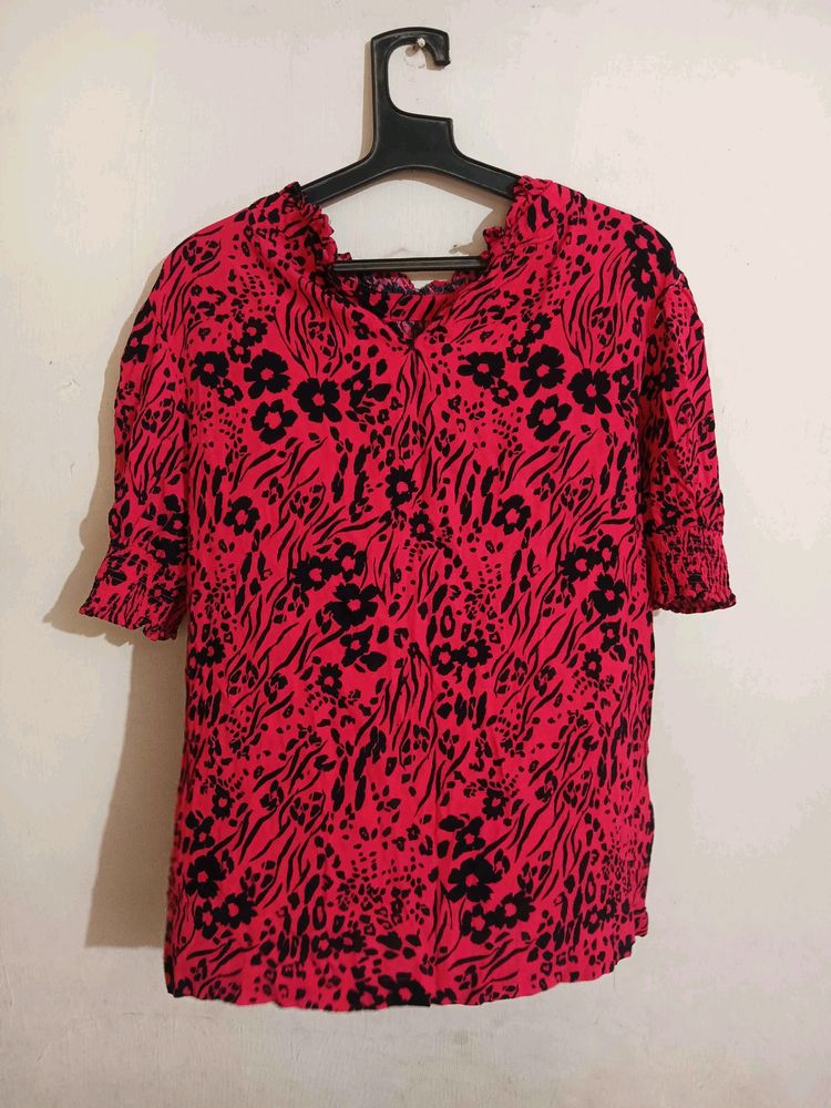 M&amp;S Rose-Black Top