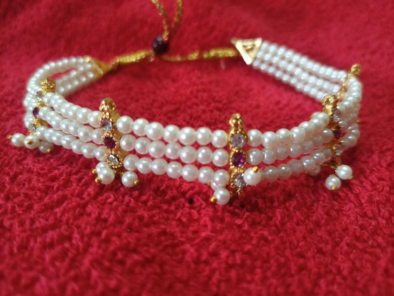 Maharashtrian Thushi with Long Moti Set