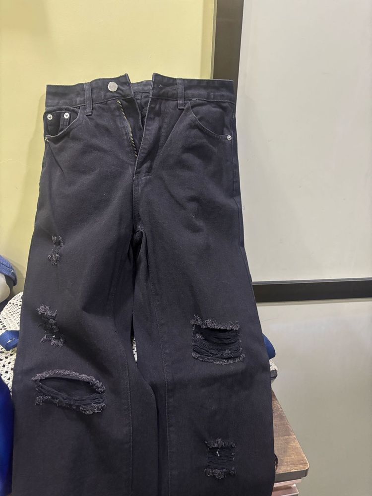 Distressed Black Jeans