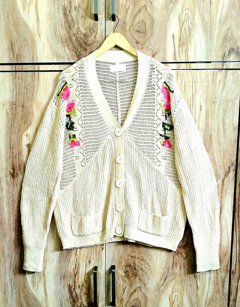 Floral Embroidered SweaterSize-48