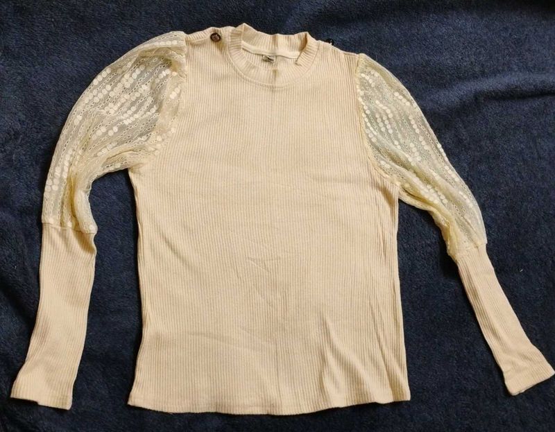 Woolen Net Sleeves Top