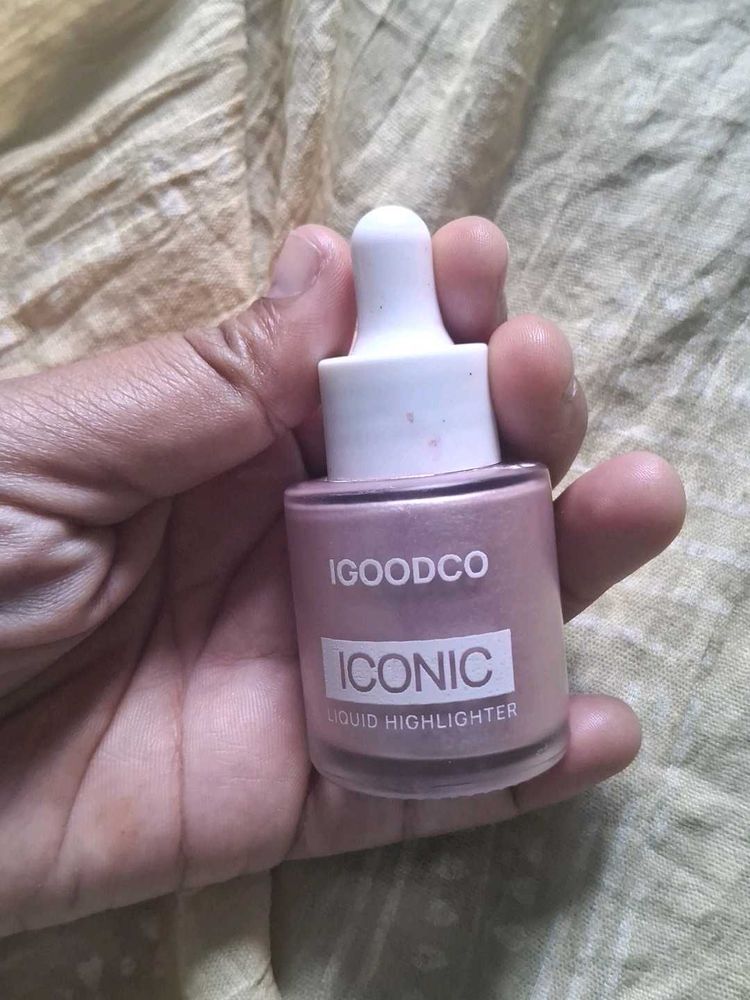 Iconic Liquid Highlighter