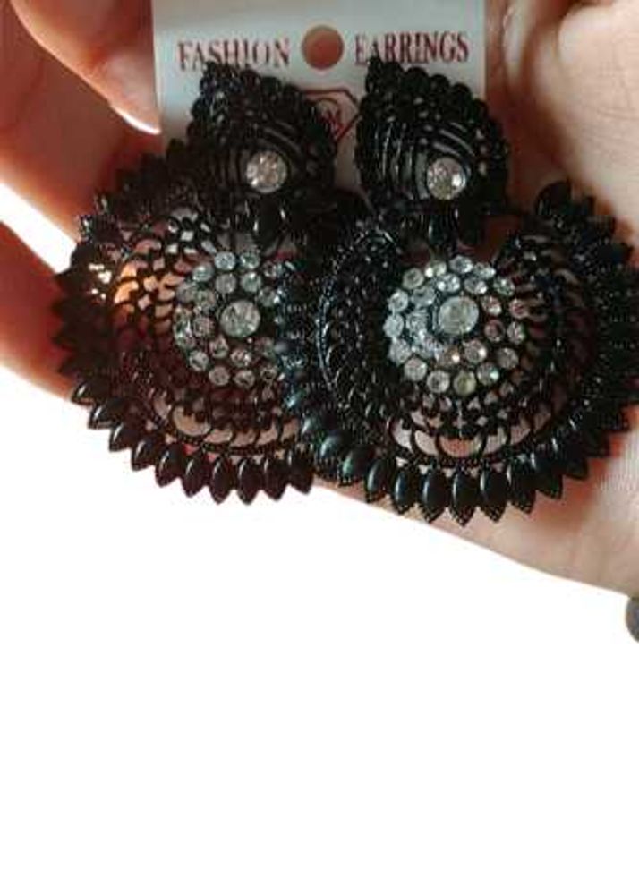 Black Dangle Earrings