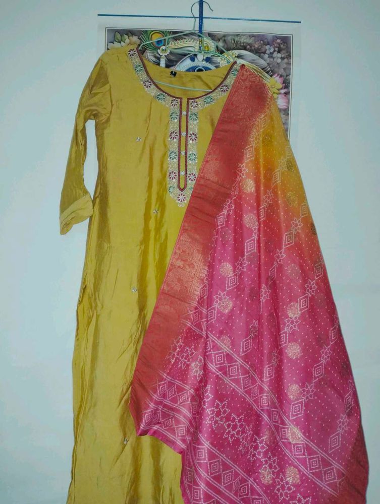 Silk Kurta Set With Dupatta And Pant