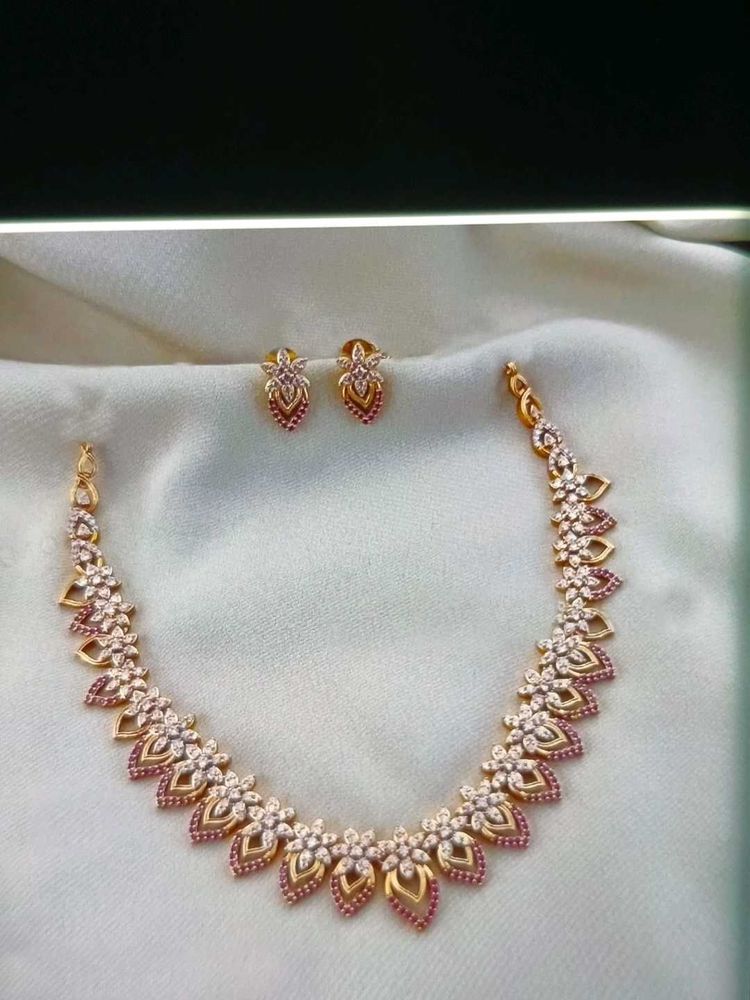 Elegant Necklace Set
