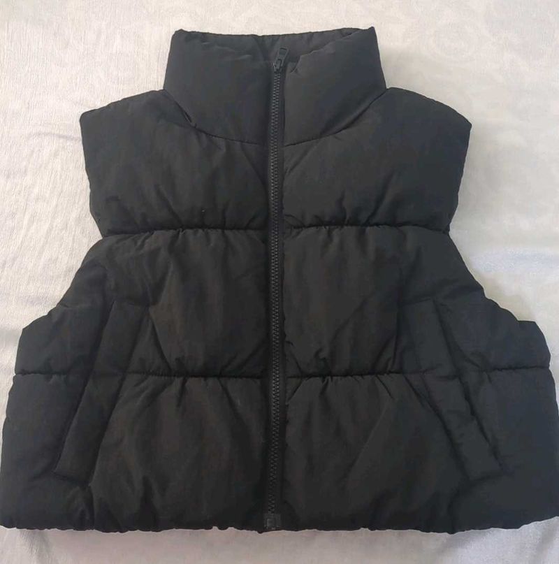 Black Puffer Gilet