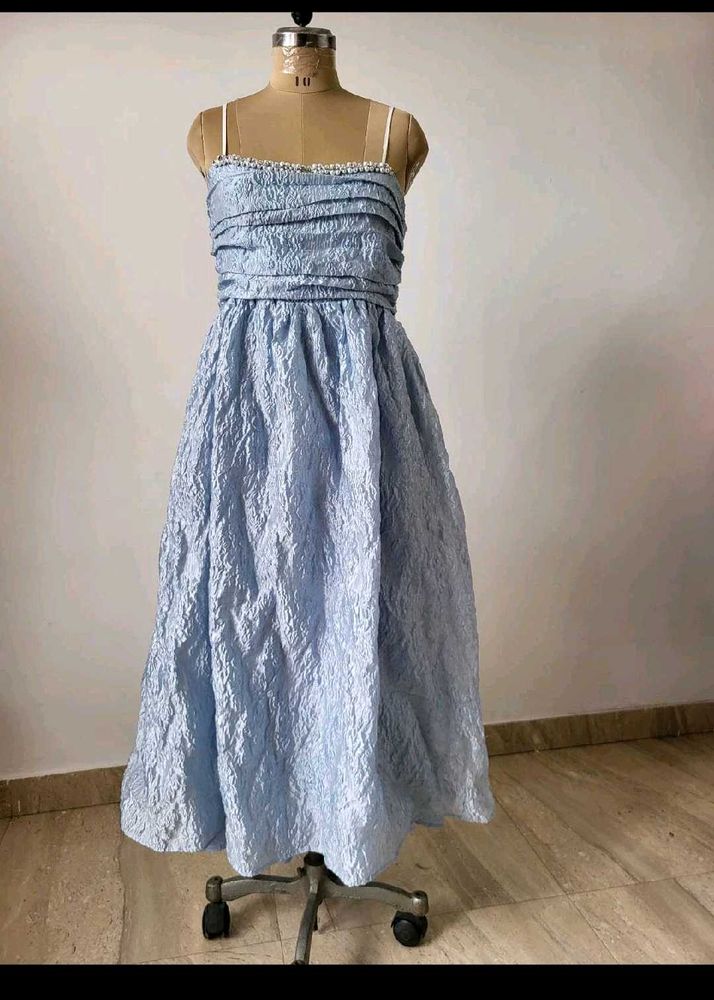 Elegant Blue Midi Dress