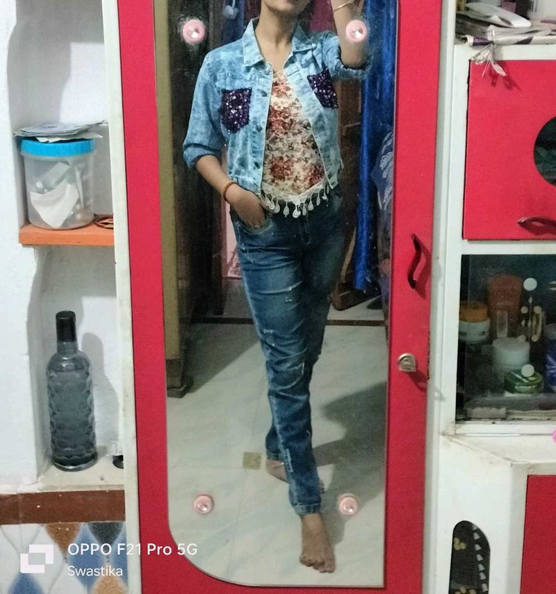 Lotus Skinny Jeans 🪷