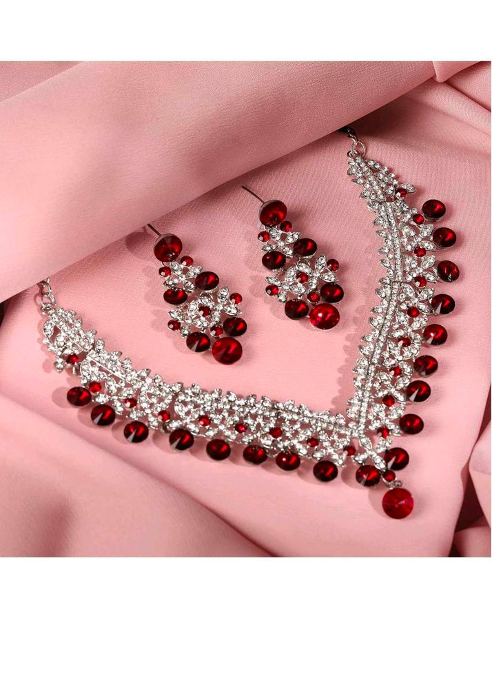 Elegant AD Necklace &amp; Earring Set