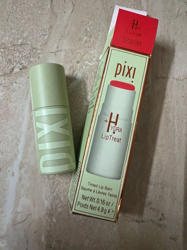 Pixi Hydra Lip Treat-Scarlet