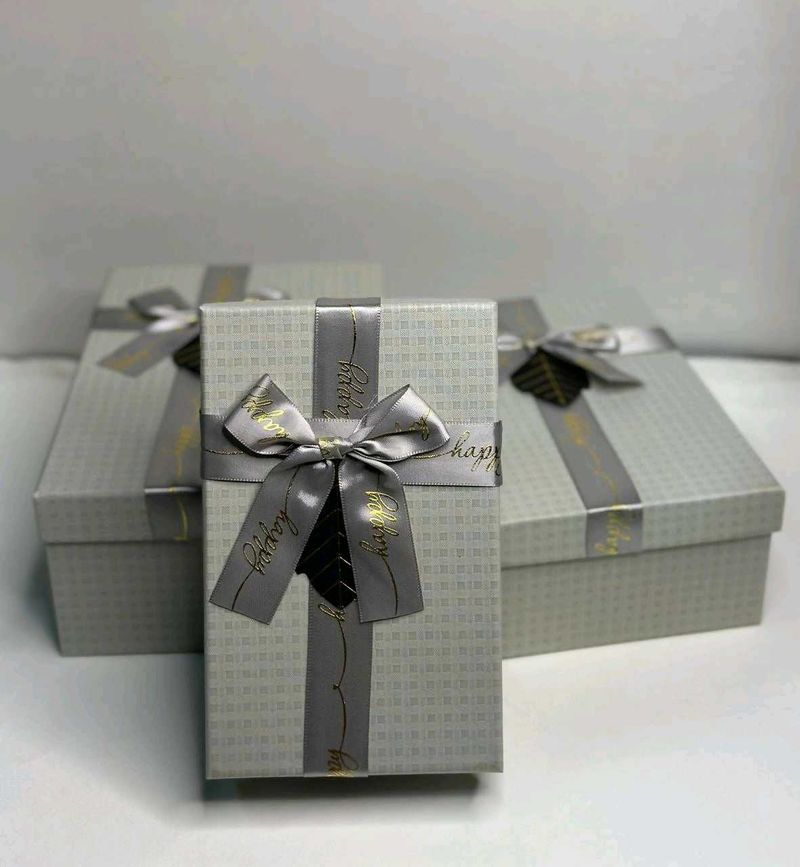 Elegant Silver Gift Box Set ✨🎁🌿