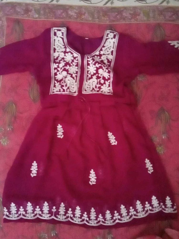 Elegant Maroon Embroidered Kurta