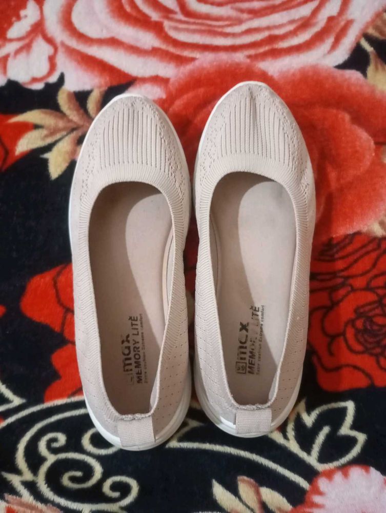 Cream Colour Casual Shoes For Women