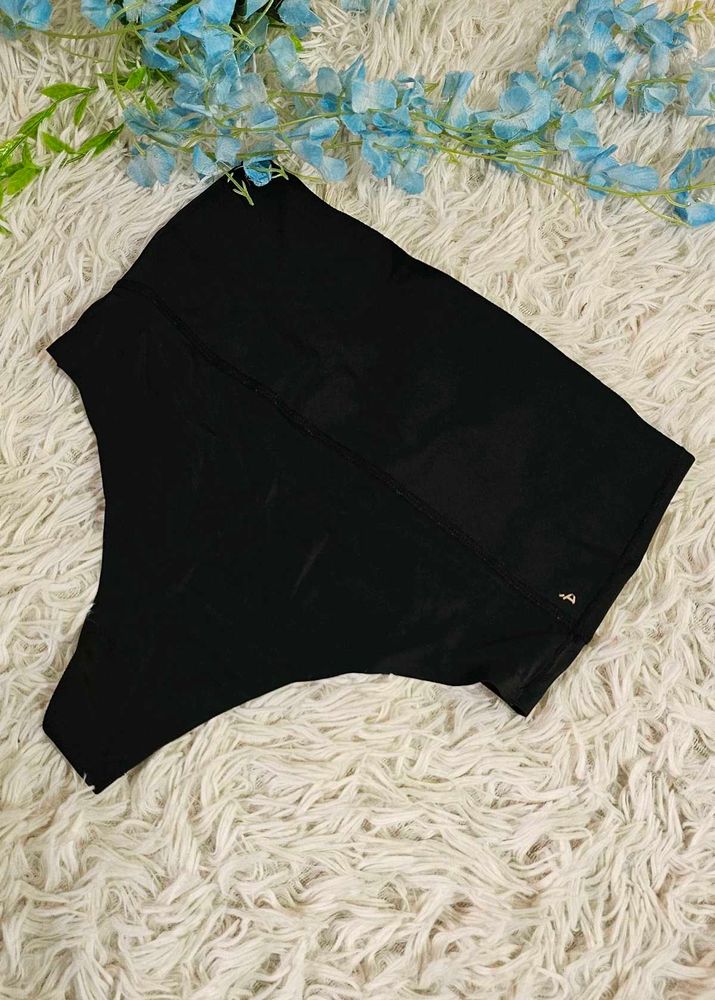 Black Briefs