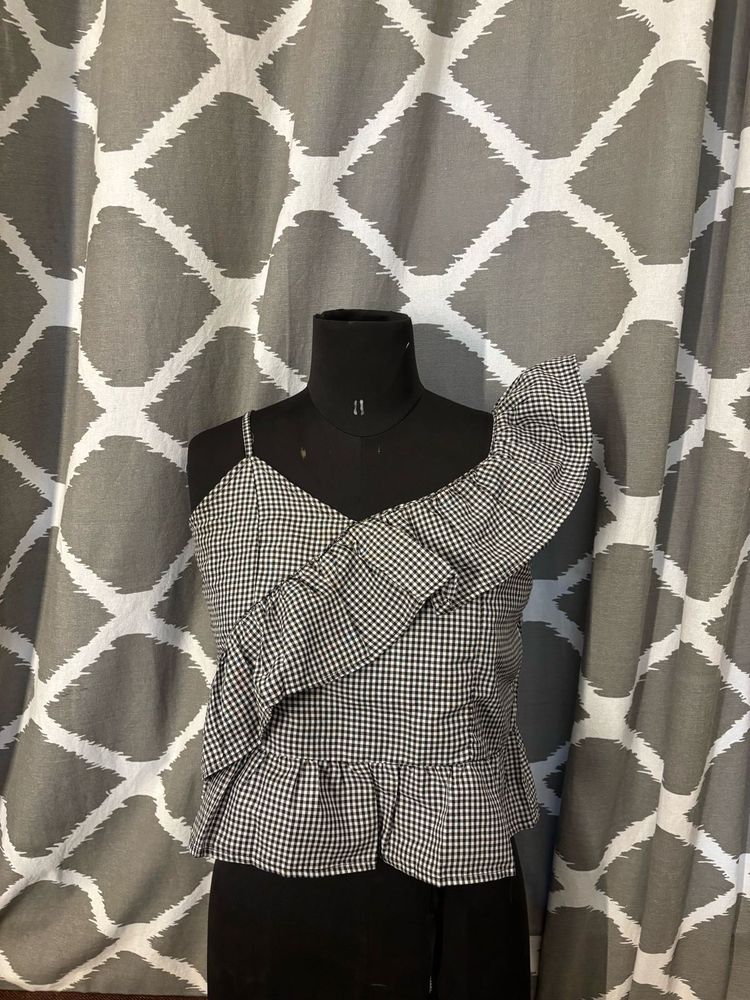 Checkered Ruffle One-Shoulder Top