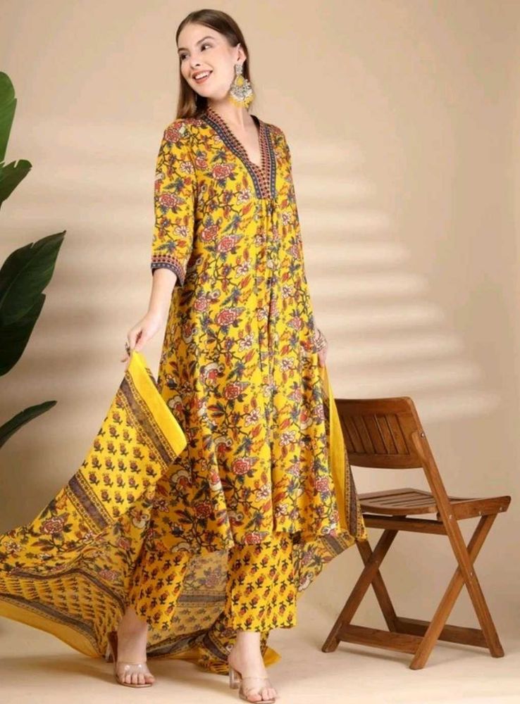 Floral Print Kurta Set