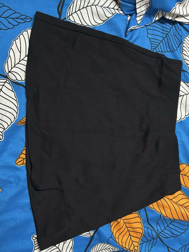 Hnm Skirt - Size Small To Medium