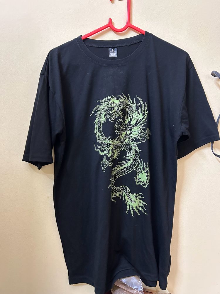 Black printed graphic oversized tshirt