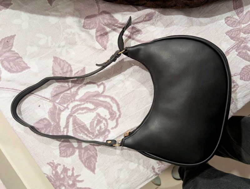 Black Crescent Shoulder Bag