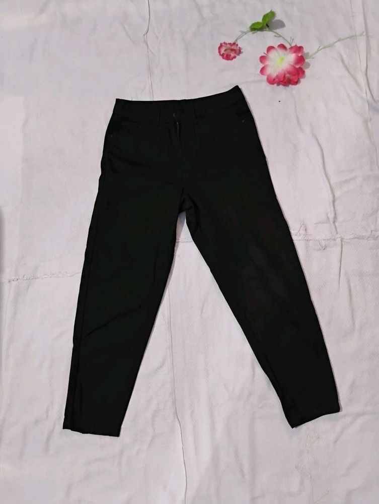 BARE Black Cropped Casual Denim(Waist-28)