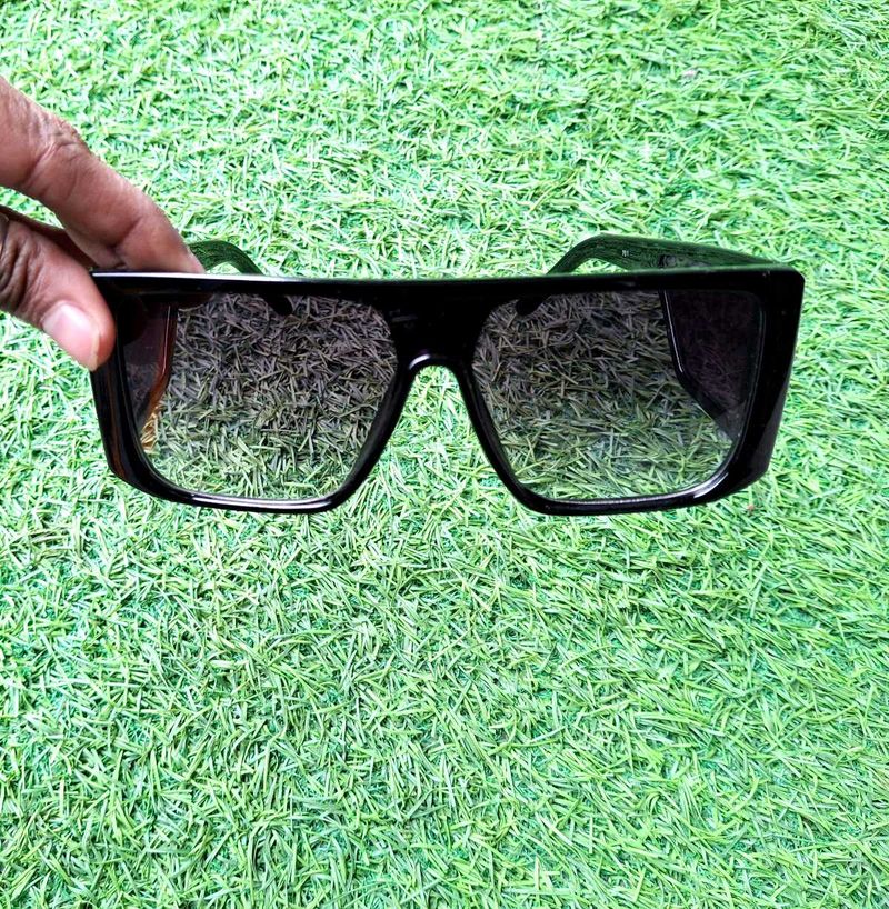 Stylish Black Sunglasses