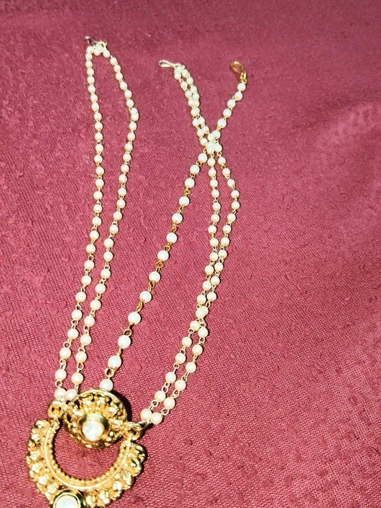 Pearl &amp; Gold Maang Tikka