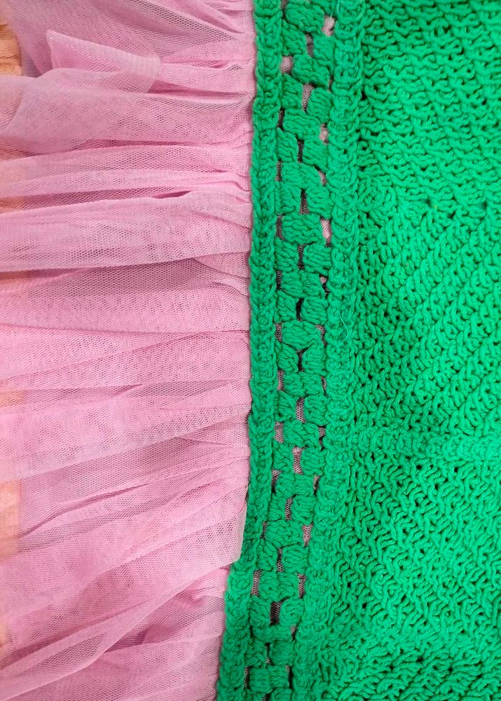 Cute Green &amp; Pink Top